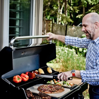 Broil King Crown 520 Gas Grill (4)